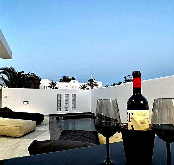 Filoxenia Luxury Villas